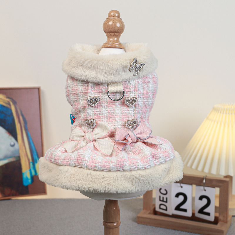 Factory direct supply/new products in stock, pet clothes, dog and cat clothing, warm small butterfly woolen skirt