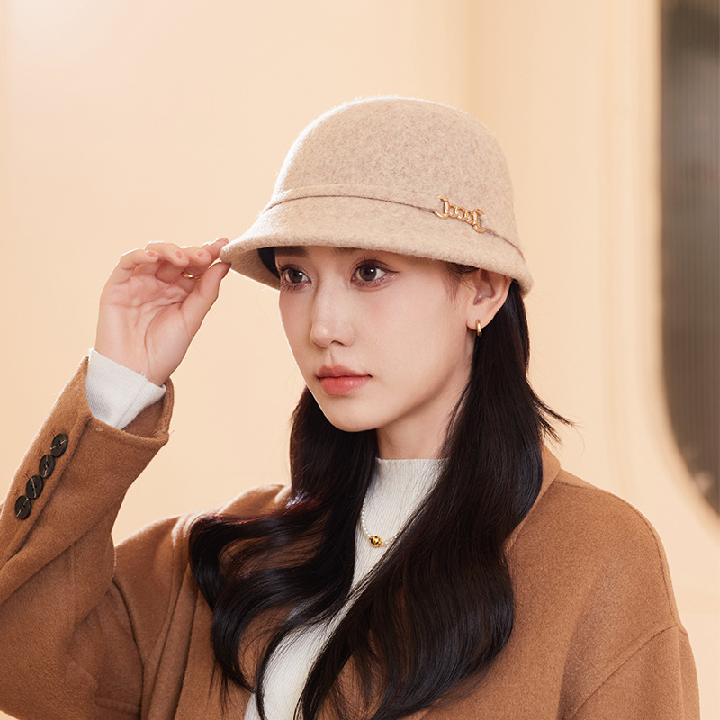 New autumn and winter woolen hat British retro felt hat women's outdoor leisure travel equestrian hat
