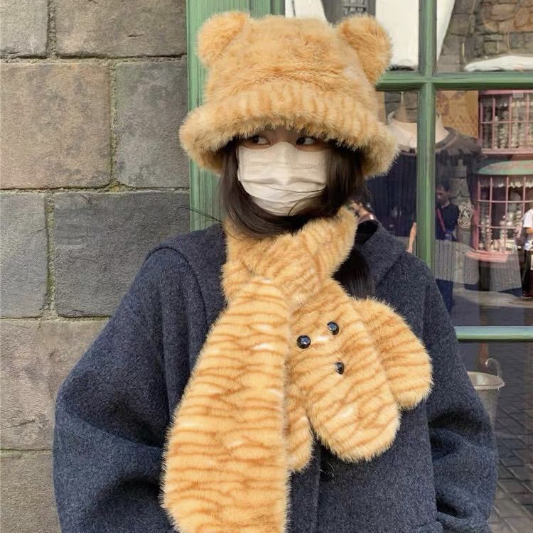 Cute tiger print little tiger fisherman hat for women autumn and winter cartoon warm and cold-proof plush hat neck protector and scarf trendy