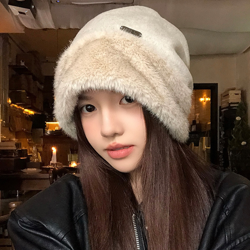 2024 new Korean style plush pile hat, large head circumference, cold-proof knitted hat, women's winter warm, ear-protecting, head-covering cold hat