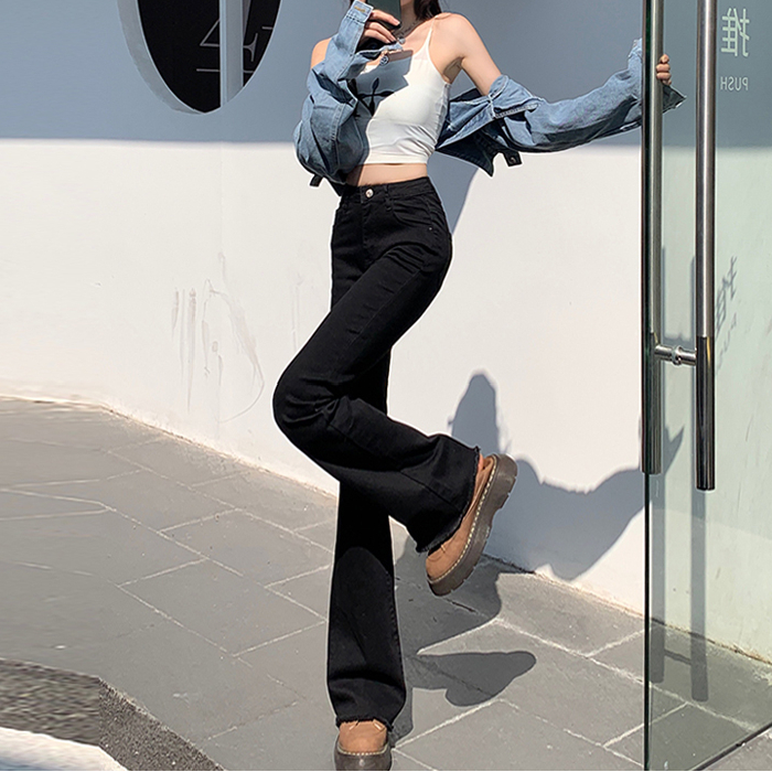 Black high-waisted bootcut jeans for women, tight raw edges, slimming horseshoe pants