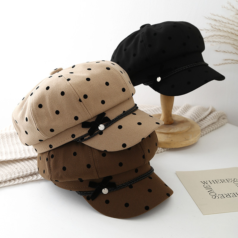 Korean style Spring and Autumn polka dot newsboy cap for women, fashionable temperament, peaked cap, internet celebrity beret, face-showing small octagonal hat
