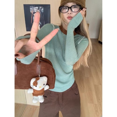 Retro contrast color splicing inner sweater women's early autumn design inspiration