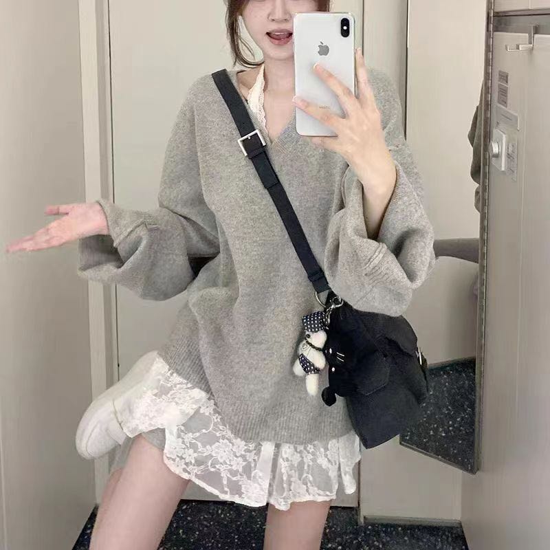 High-end gray v-neck sweater for women in autumn and winter raccoon velvet loose lazy versatile bottoming sweater top inner layer