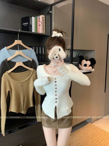 Korean style fashionable solid color lace splicing sweater with slimming design
