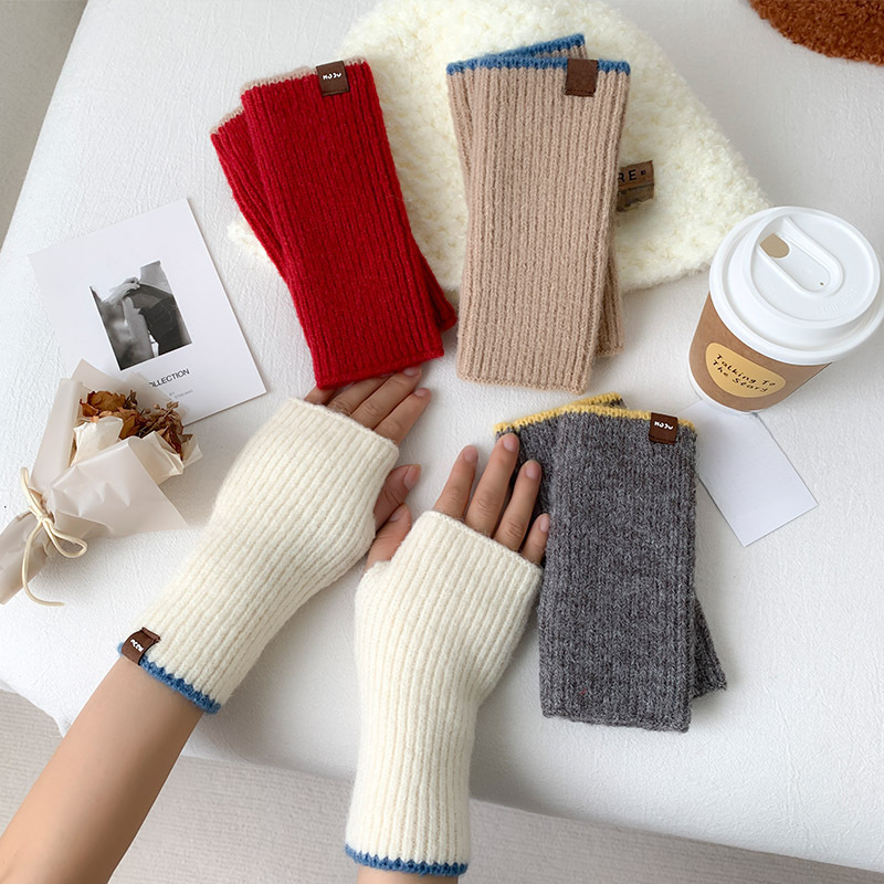 Cute knitted half gloves for women winter fingerless half finger gloves for students, men and women, woolen gloves for couples