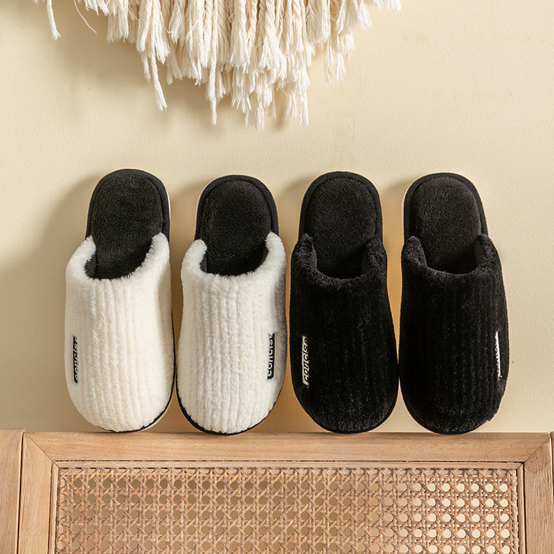 Cotton slippers for spring, autumn and winter home use indoor non-slip home warm couple winter plush shoes