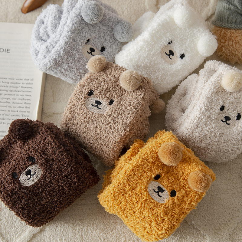 Coral velvet socks for women in winter thickened plush warm sleep socks cute cartoon floor socks plus stockings batch