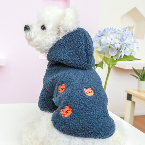 Pet dog clothes, autumn and winter, warm, hoodie, embroidered bear embroidered pattern, lamb velvet hat coat