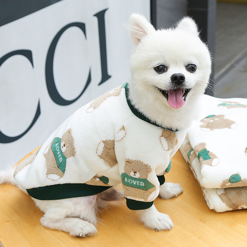 Small and medium-sized dogs, dogs, cats, warm velvet bulldog, Teddy Bichon, Strawberry Bear Printing Supplies, Pet Clothes