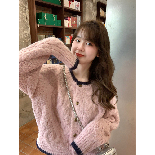 New autumn and winter women's knitted cardigan jacket French gentle small short knitted twist top
