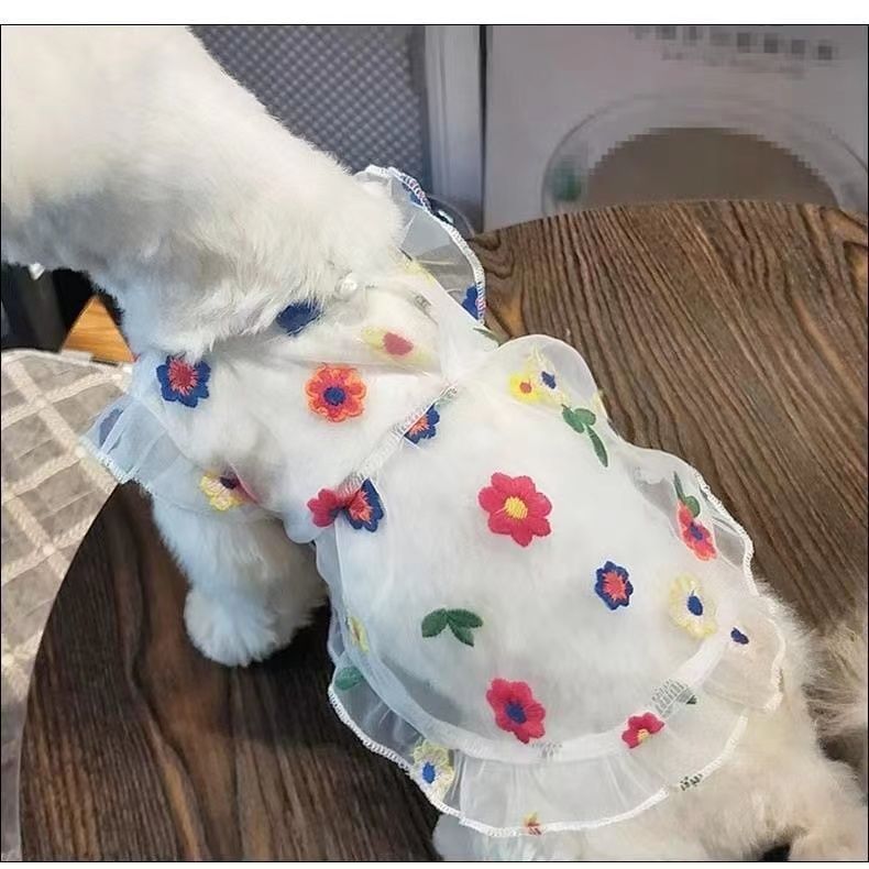 Pet dog clothes summer sun protection thin cat small dog Teddy Bichon mesh skirt princess skirt