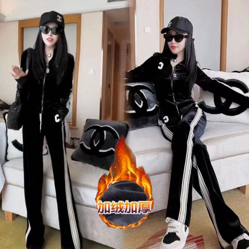 Fleece Thickened Gold Velvet Casual Sports Set for Women's Fall and Winter New Fashionable Wide Leg Pants Two-piece Set