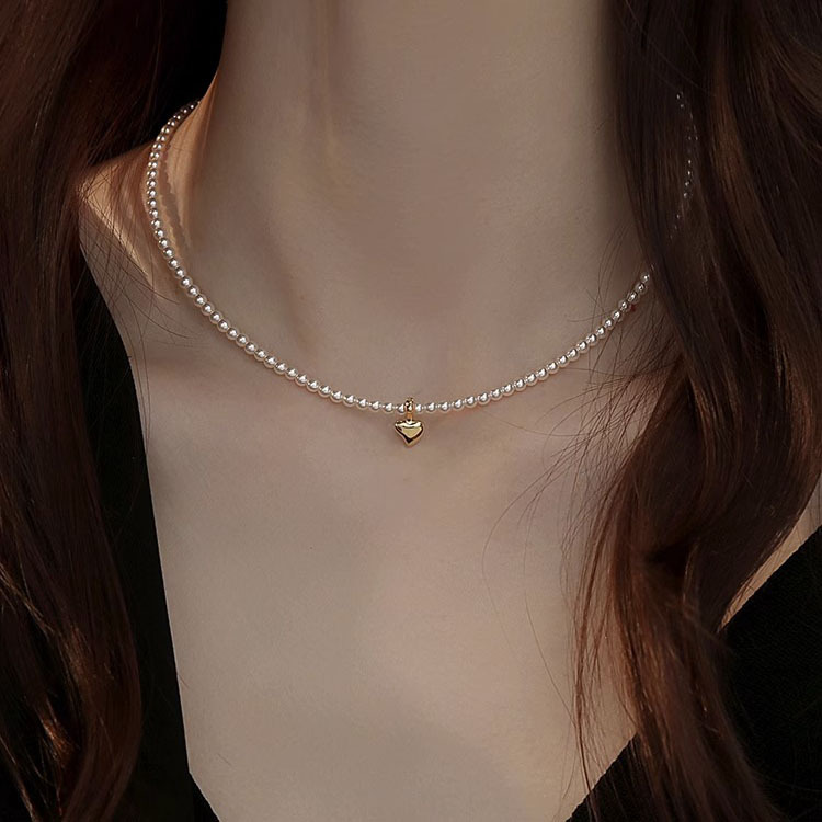 Pearl necklace for women with light luxury temperament and high-end clavicle chain for new popular niche necklace