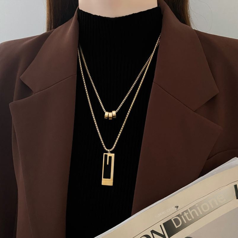 Necklace, high-end double-layer sweater chain, fashionable titanium steel necklace new versatile pendant accessories