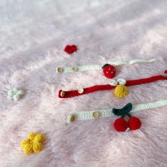 Cat collar cute hand-woven scarf necklace taking photos and cute pet cat and dog accessories