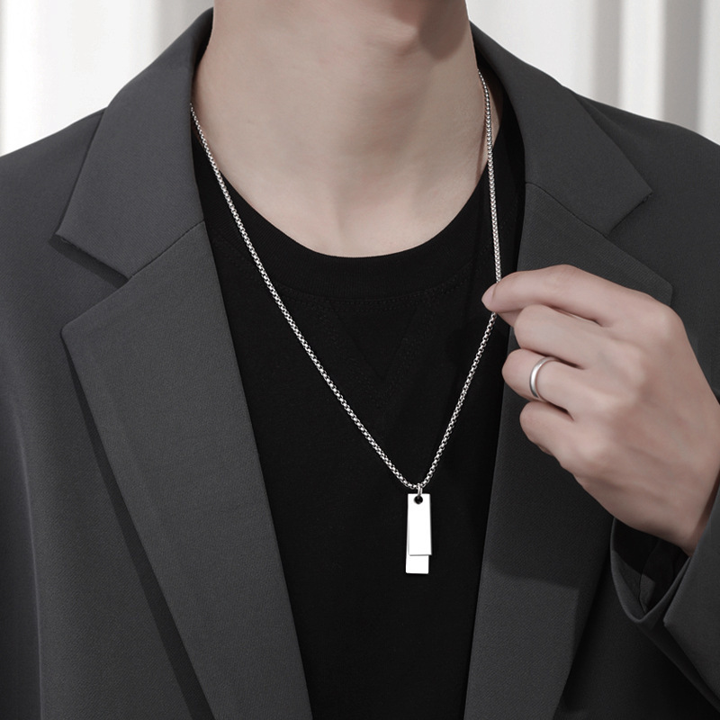 Double brand necklaces with personality and versatile light luxury men's trendy jewelry for men's titanium steel pendant men's necklace