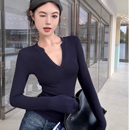 Hong Kong and Shenzhen V-neck tight long-sleeved T-shirt for women's sweet and spicy basic stretch scheming top