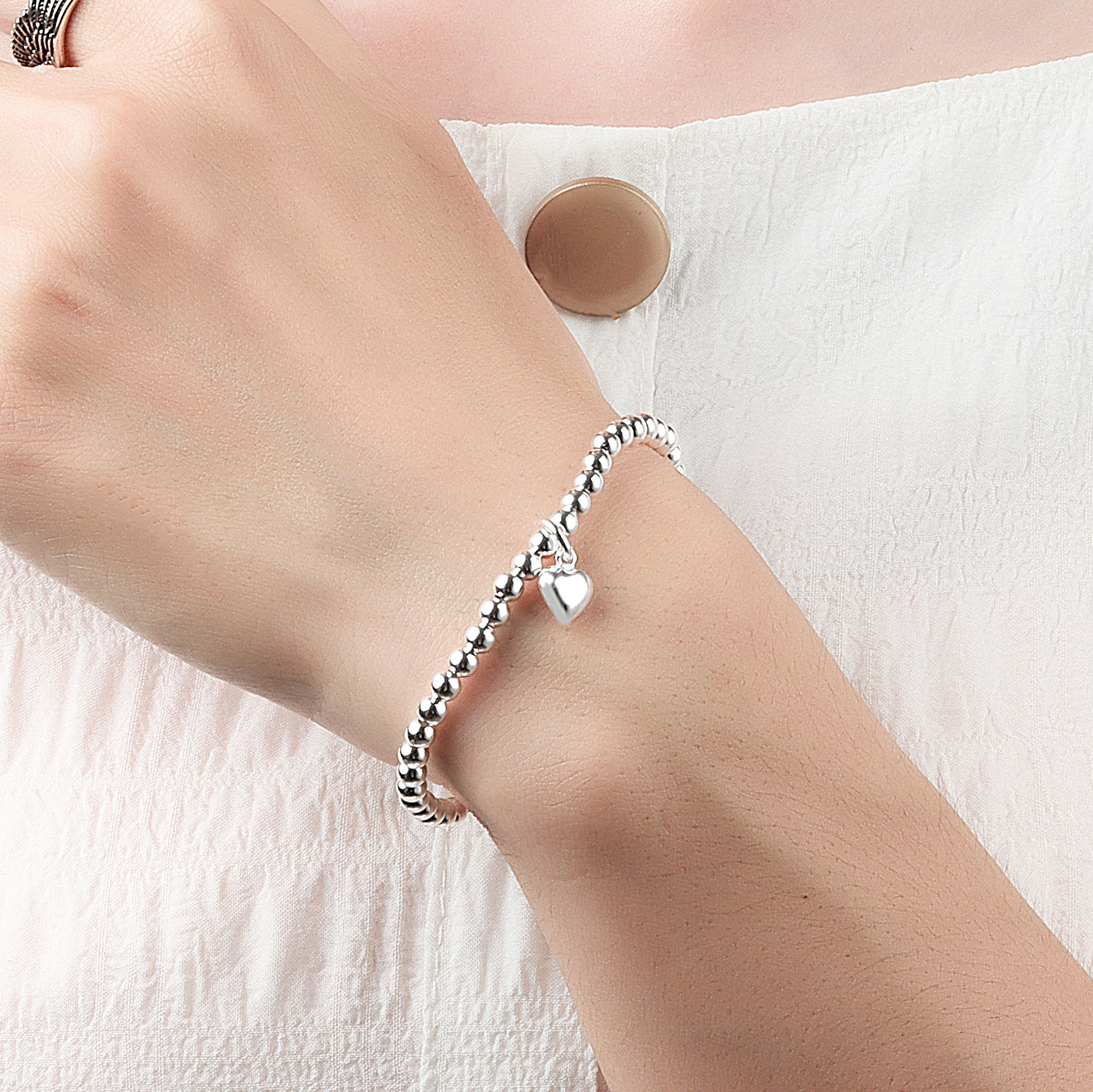 Light body Buddhist beads love bracelet for women's elastic bracelet simple student handpiece best friend bracelet