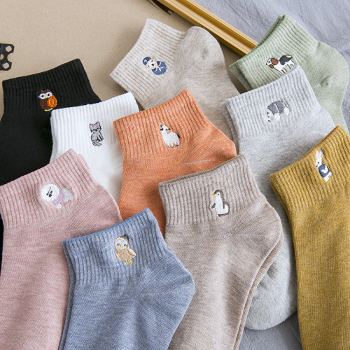 Socks for women's short socks spring autumn thin cotton Korean version ins trendy cute Japanese embroidery cartoon mid-tube socks cotton socks
