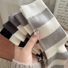 Socks for men's boneless middle tube Korean cool color wide striped imitation cashmere women's socks retro pit strips contrasting couple keep warm