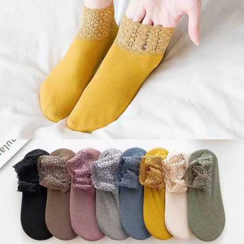 DeRong socks women's autumn and winter warm and thickened versatile lace short-tube loose mouth confinement sleep socks floor socks