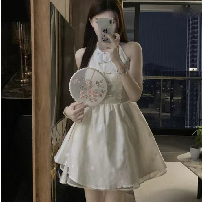 Chinese style new Chinese dress fresh and sweet waist-home Han elements fashionable cheongsam to make you look slim and high-end ethnic style