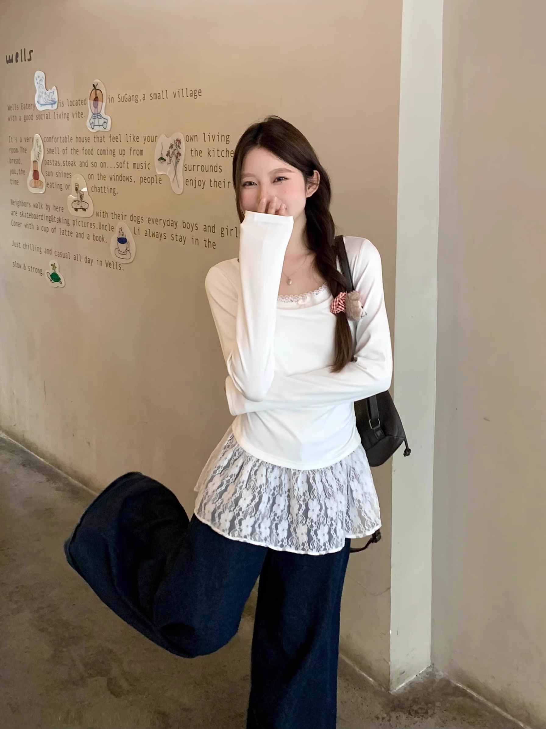 Guangzhou 280 grams of German fleece ballet style fake two-piece halter neck T-shirt layered lace inner bottom shirt short top