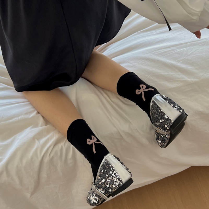 White bow mid-tube socks gentle Korean ins women's piled socks Japanese cute ballet style cotton socks