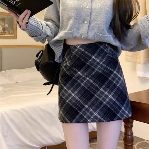 Retro plaid contrasting wool A-line skirt for women in autumn and winter small high-waisted skirt short skirt