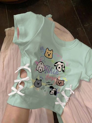 Women's short-sleeved T-shirt with bow