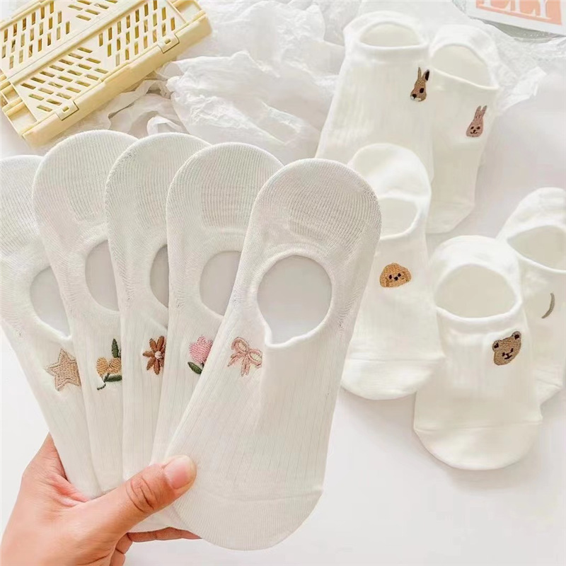 Summer white animals and plants cute embroidered invisible socks college style literary style silicone anti-slip short socks cotton socks short socks
