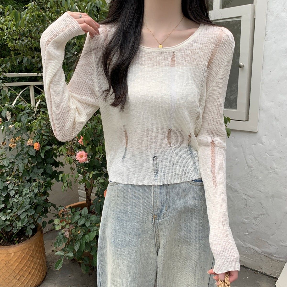 External net pure and sexy long-sleeved T-shirt for women in summer new air conditioning shirt hot girl outer sunscreen top