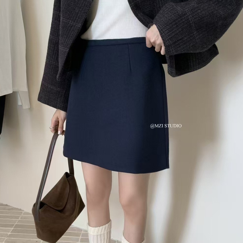 Clearance of stock, no return and exchange, versatile wool skirt for women in autumn and winter, small A-line short skirt (including 50% wool)
