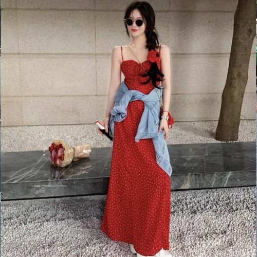 Floral dresses, women's summer hot girl a-line skirt, suspender skirt, seaside long skirt