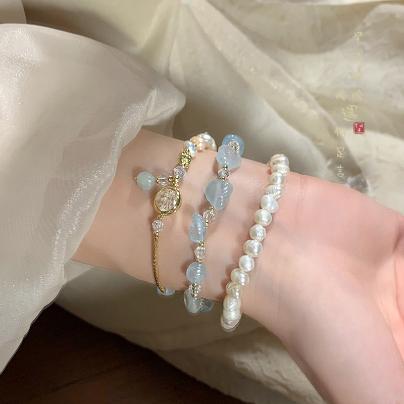 Aquamarine natural crystal freshwater pearl bead bracelet for women's light luxury niche exquisite blue bracelet student hand jewelry
