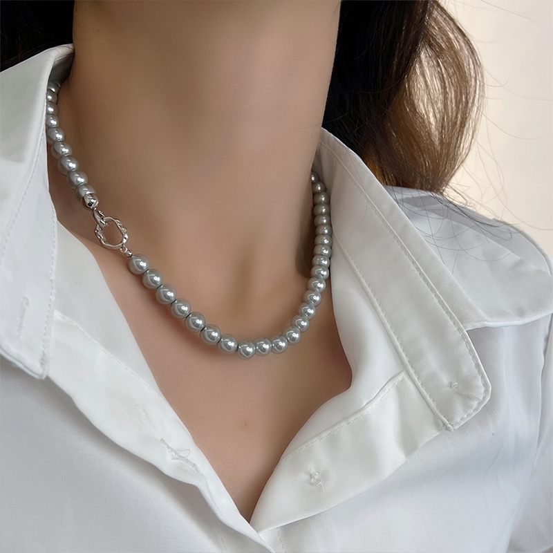 The same silver-gray real-heat pearl necklace in Shijia, light luxury niche and versatile high-end style autumn and winter sweater chain