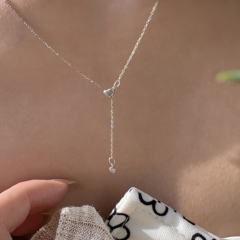 Exquisite high-end zircon love necklace for women's temperament niche pendant necklace 925 sterling silver adjustable collarbone chain