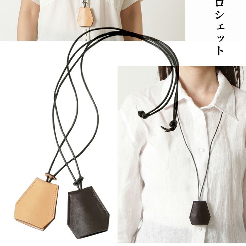 Creative new pull-out key bag portable halter neck concave shape key pendant minimalist halter neck necklace accessories