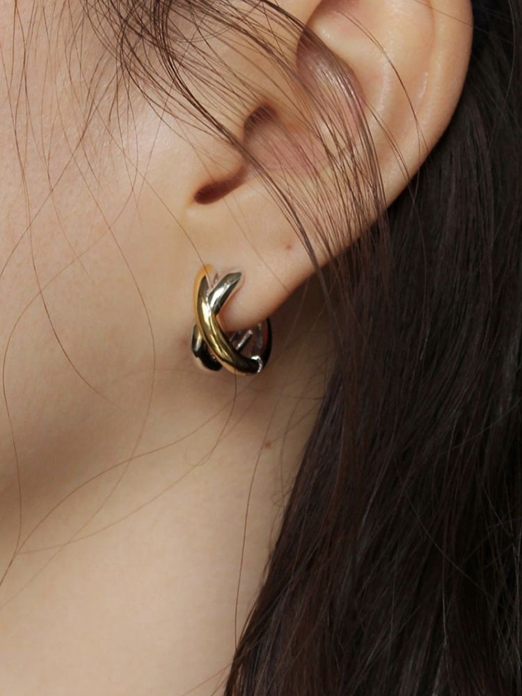 Light luxury retro high-end cross earrings gold and silver contrasting color s925 sterling silver daily commuting temperament versatile earrings for women