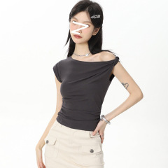 Hot style top with one-length pleated short-sleeved T-shirt for women's summer design niche kink off-shoulder hot girl top