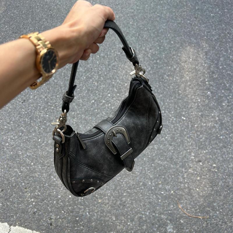 Niche retro old hot girl hand armpit bag new high-end versatile commuter one-shoulder crossbody bag for women