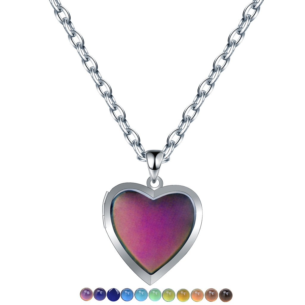 Women's versatile light luxury niche design for women, heart-shaped love box temperature-changing color-changing necklace, stainless steel chain