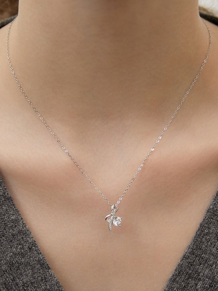 New light luxury high-end S925 sterling silver bow necklace niche design simple sweet flash diamond collarbone chain for women