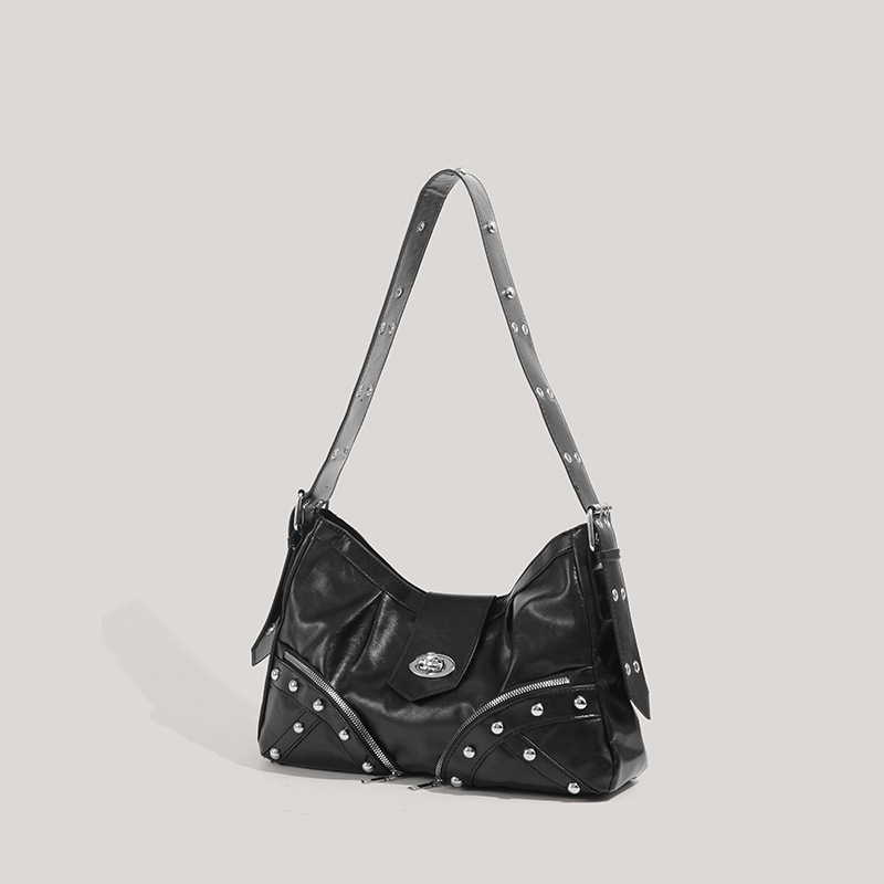 New large-capacity hot girl heavy industry tote bag medium-old one-shoulder underarm bag retro motorcycle bag
