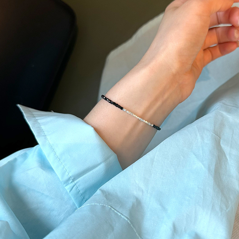 925 Sterling Silver Irregular Broken Silver Black Crystal Bracelet Women's Simple Hand-Weared Crystal Bracelet