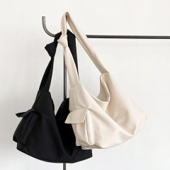 Crossbody bag new trendy and versatile large capacity tote bag for men and women simple casual solid color shoulder bag