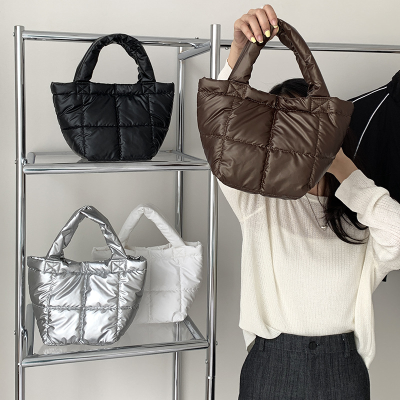 Korean style trendy down bag for women with niche design autumn and winter simple and high-end handbag handheld cotton jacket bag