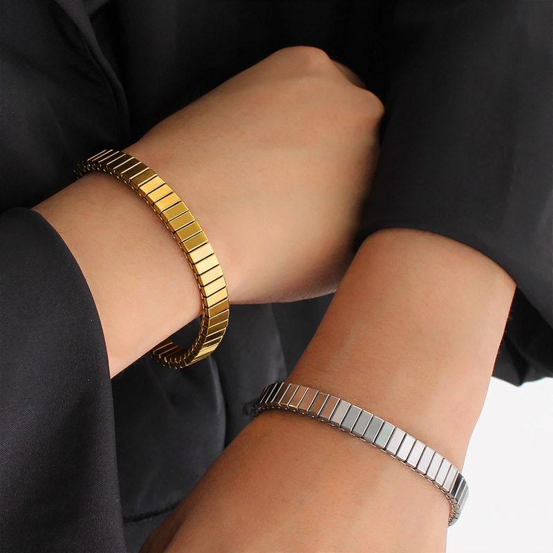 Hot-selling stainless steel glossy strap bracelets, fashionable, versatile, high-end elastic bracelet accessories wholesale