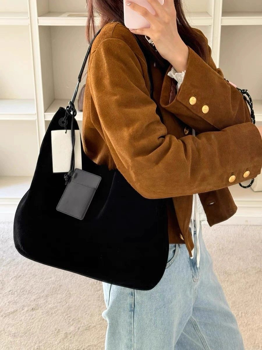 Korean niche design retro suede one-shoulder underarm bag large capacity versatile commuter hand tote bag wandering bag